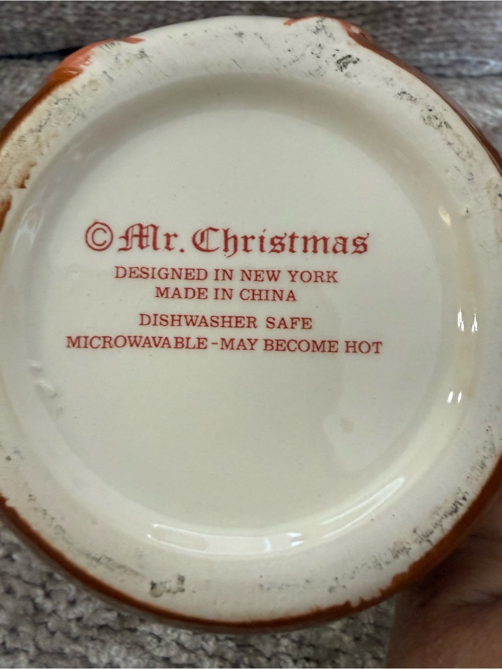 Mr. Christmas Ceramic Gingerbread House Mug With Candy Cane Handle And Lid 23 Oz - Picture 4 of 6
